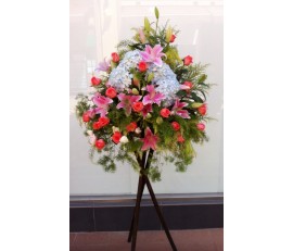 BK13 LARGE OPENING BASKET WITH HYDRANGEAS, TIGER LILIES, PINK ROSES & MIXING FLOWERS