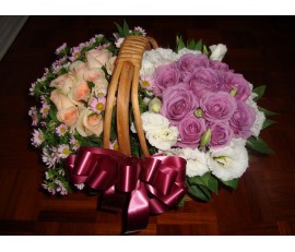 BK15 20 PCS YELLOW & PINK ROSES BASKET