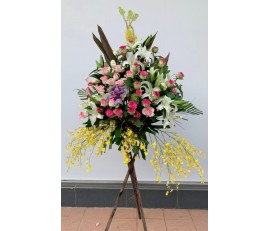 BK25 GRAND OPENING FLOWER BASKET WITH ROSES & DANCING ORCHID