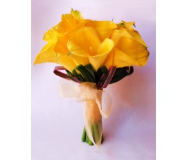 B12 YELLOW CALLA LILIES BOUQUET