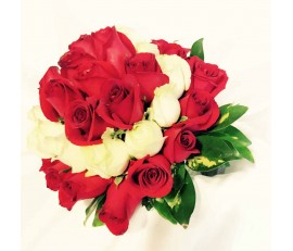 B20 RED & WHITE ROSES BRIDAL BOUQUET