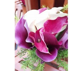 B32 RED AND PINK SHADE CALLA LILIES BRIDAL BOUQUET