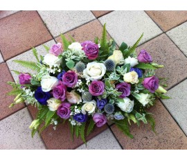 T23 WHITE & PURPLE ROSES WITH MATCHING GREENERIES