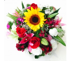 T47 SUNFLOWER WITH RED LILIES & MATCHING FLOWER TABLE DISPLAY