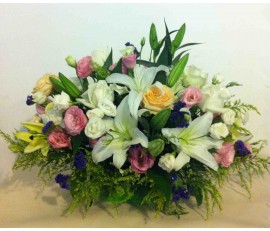 T40 WHITE LILIES WITH MIXED FLOWER TABLE DISPLAY